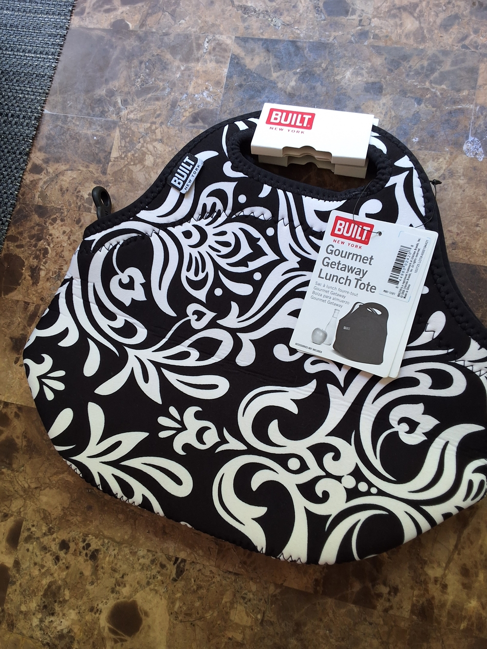 Built NY Neoprene Lunch Tote Gourmet Getaway Black White Insulated Bag NWT